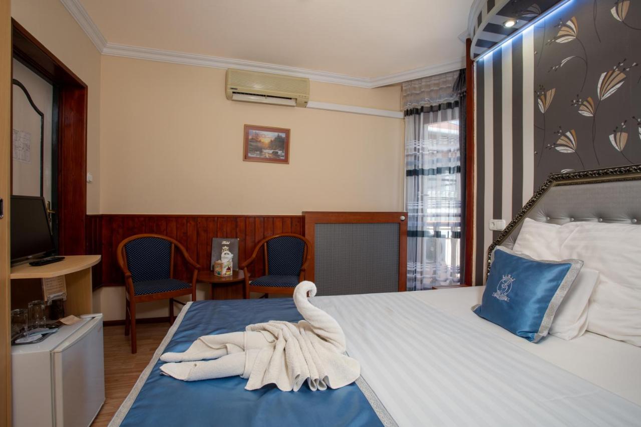 Illes Hotel Szeged Eksteriør billede