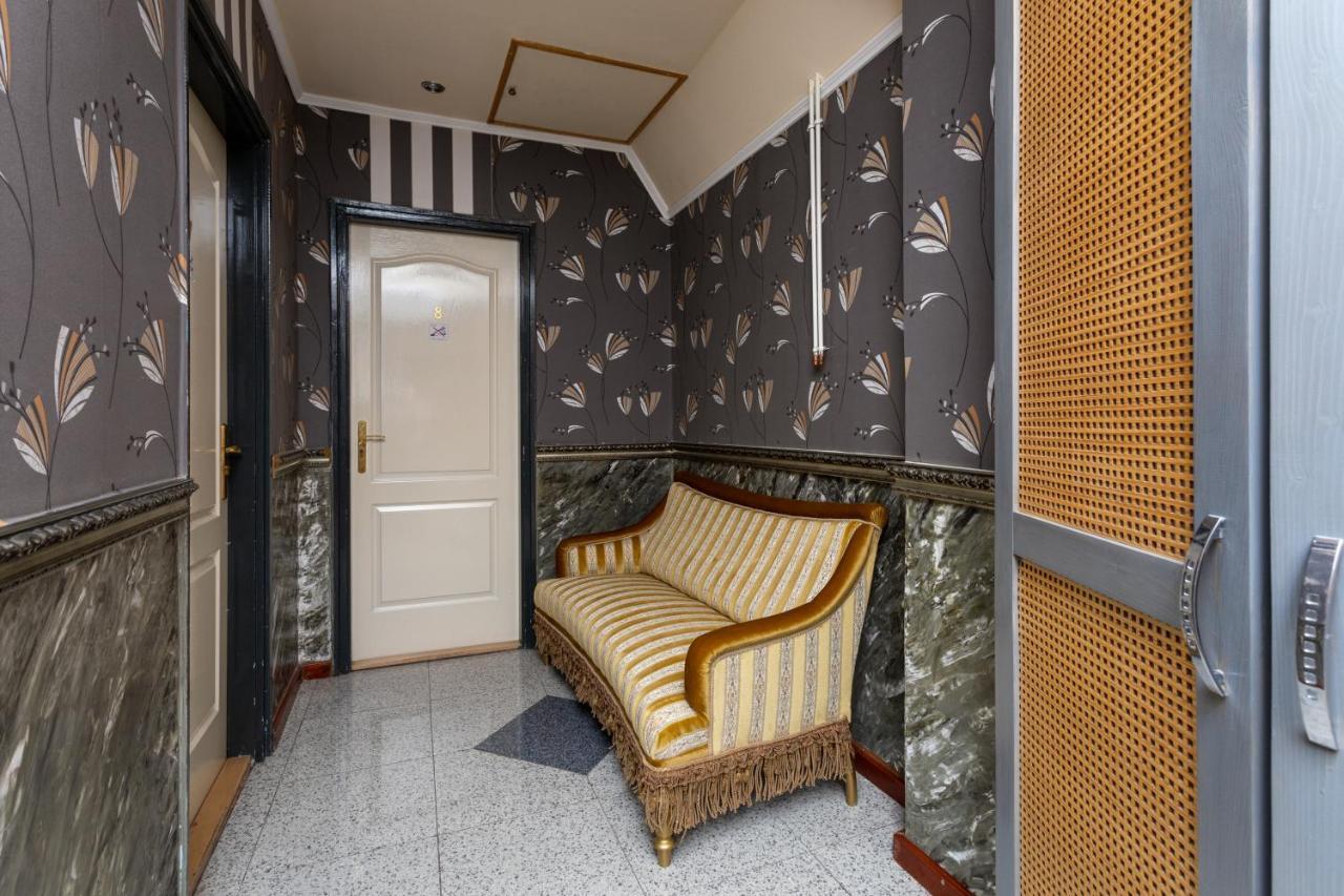 Illes Hotel Szeged Eksteriør billede