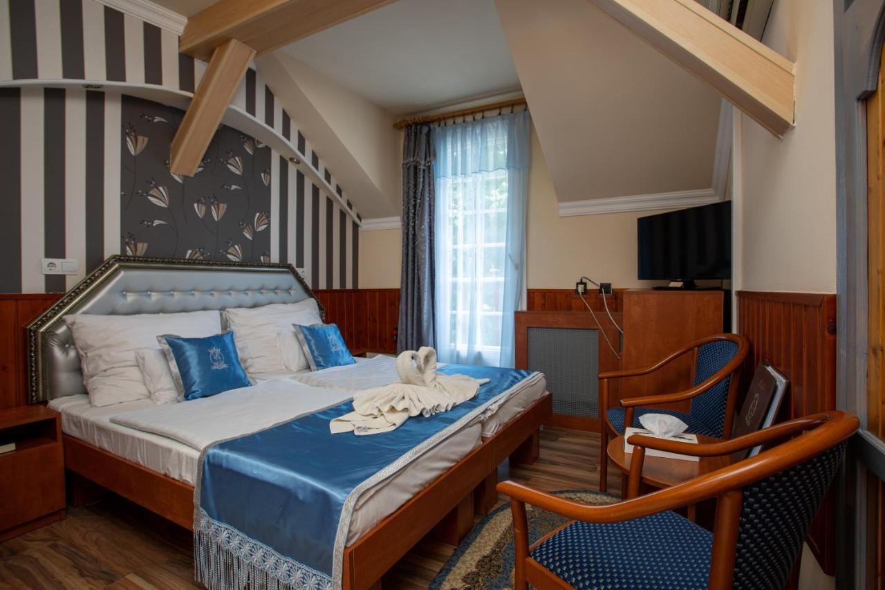 Illes Hotel Szeged Eksteriør billede