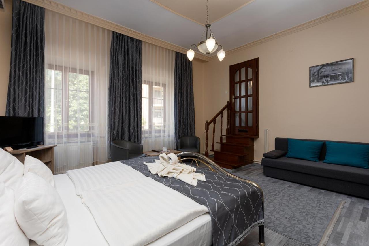 Illes Hotel Szeged Eksteriør billede